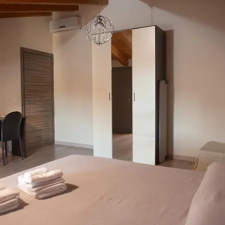 Asaro Πανσιόν 3*